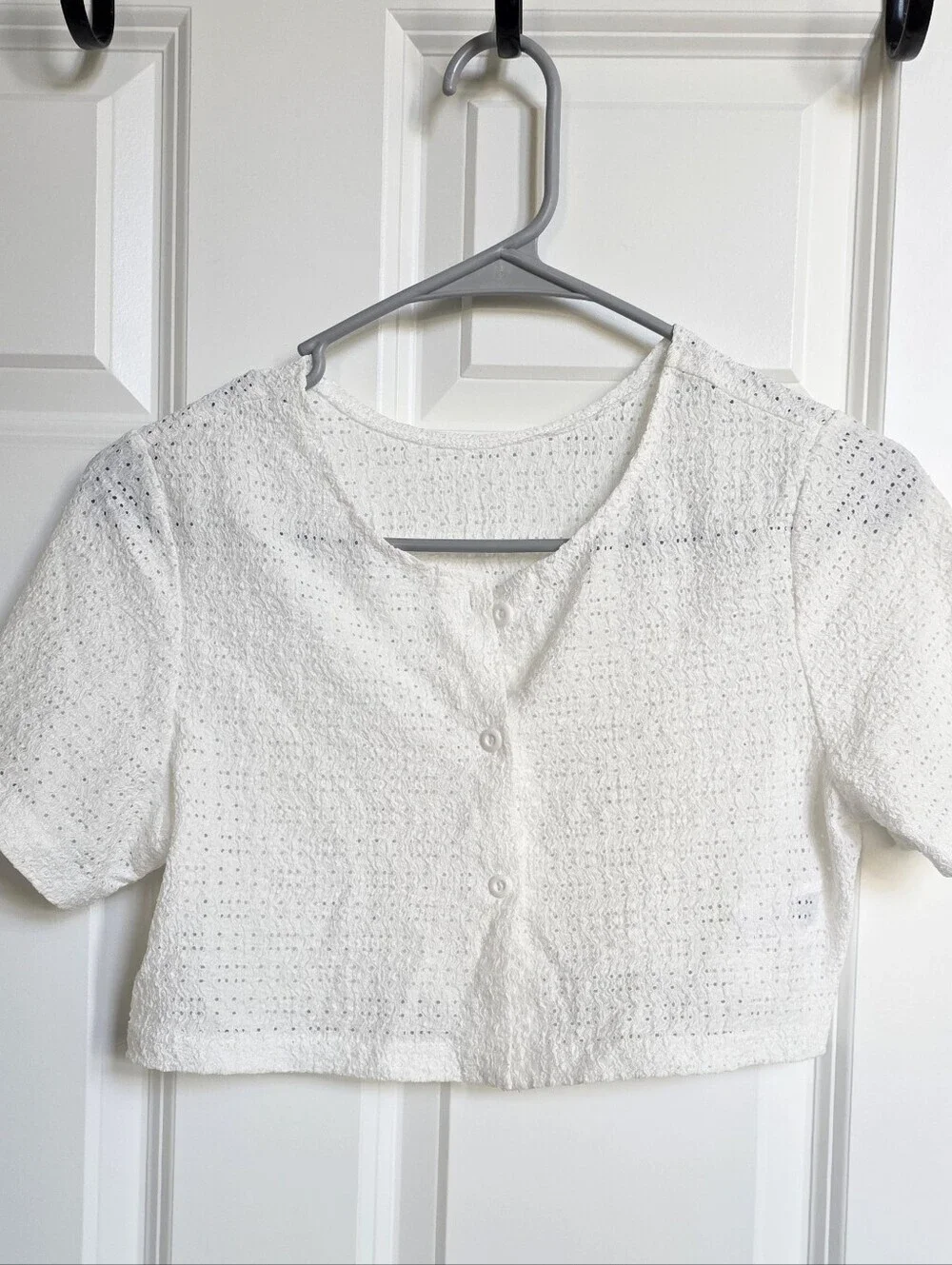 White Eyelet Lace Cropped Cardigan Top Girls Size 11Y Button Front Summer
